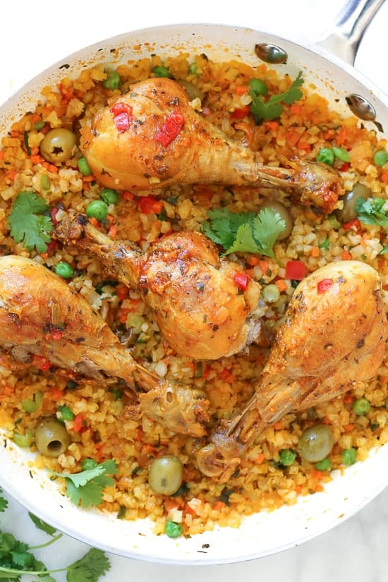 Skillet Cauliflower "Arroz" Con Pollo